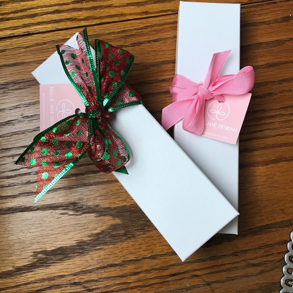 β€οΈ BellaJane Keychain π - Picture 15 of 16